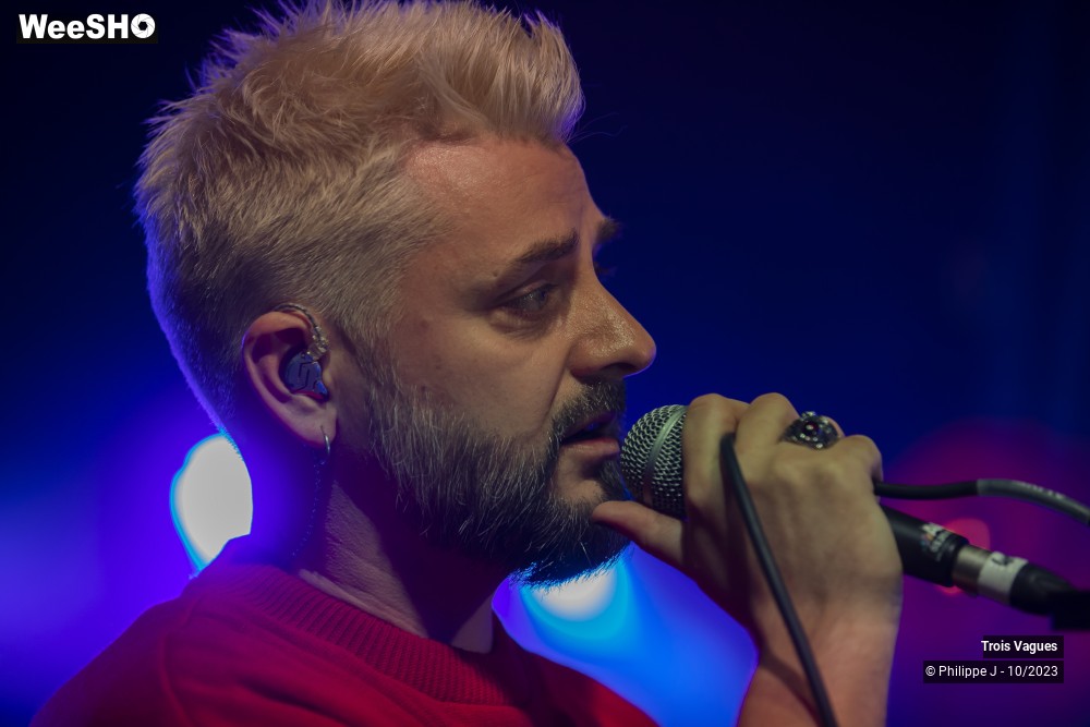 13/17 photos du spectacle Trois Vagues