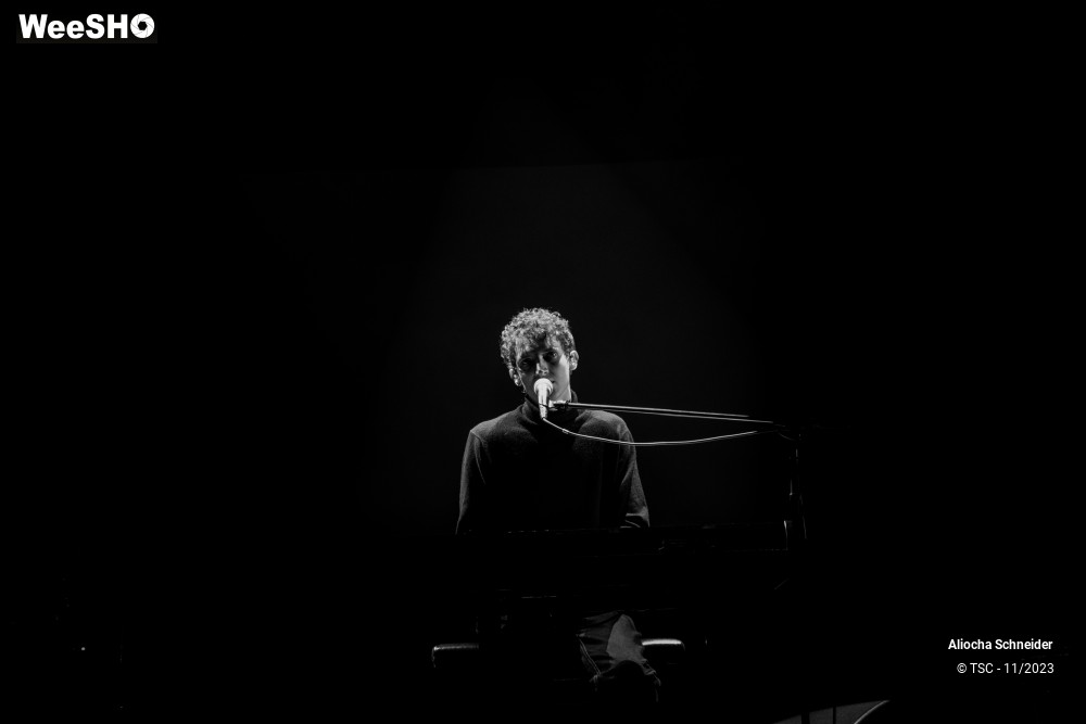 7/8 photos du spectacle Encore tour