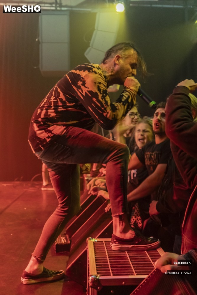 4/15 photos du spectacle Black Bomb A