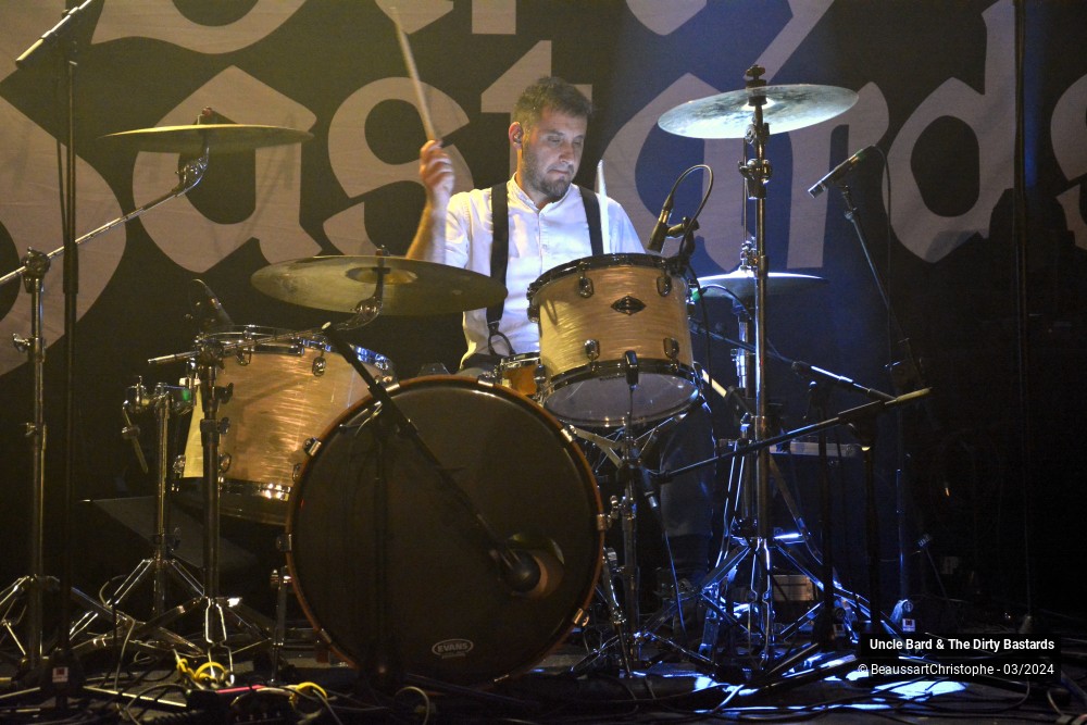 5/22 photos du spectacle Uncle Bard & The Dirty Bastards