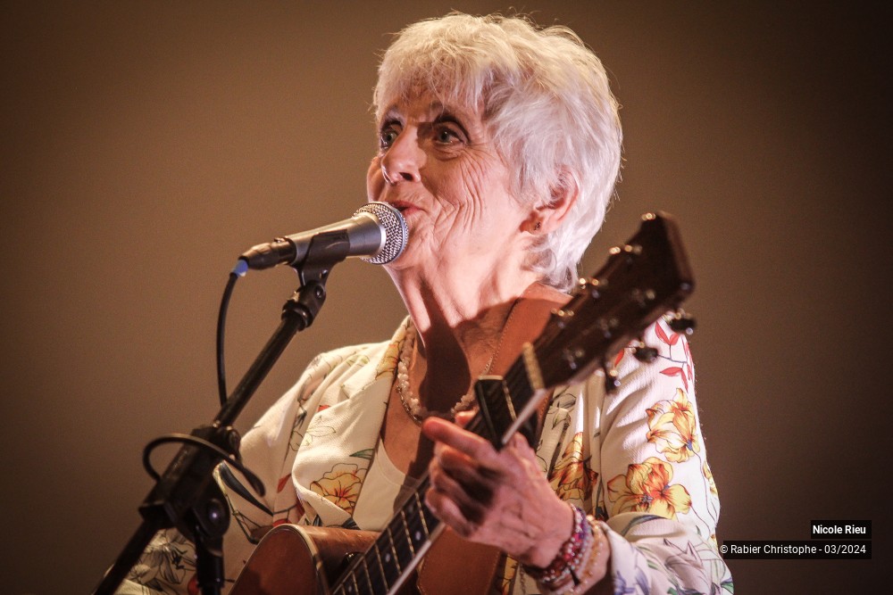 3/34 photos du spectacle Nicole Rieu