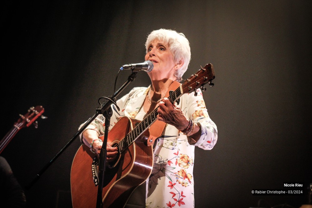 6/34 photos du spectacle Nicole Rieu
