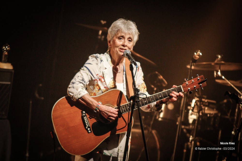 15/34 photos du spectacle Nicole Rieu