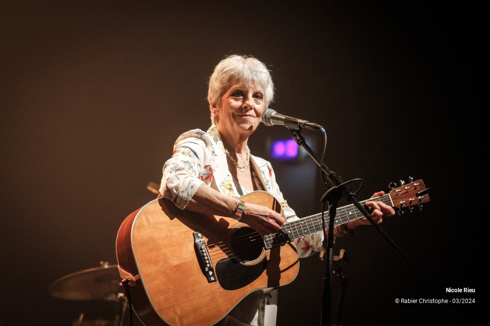 26/34 photos du spectacle Nicole Rieu