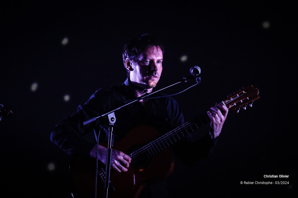 21/56 photos du spectacle Christian Olivier