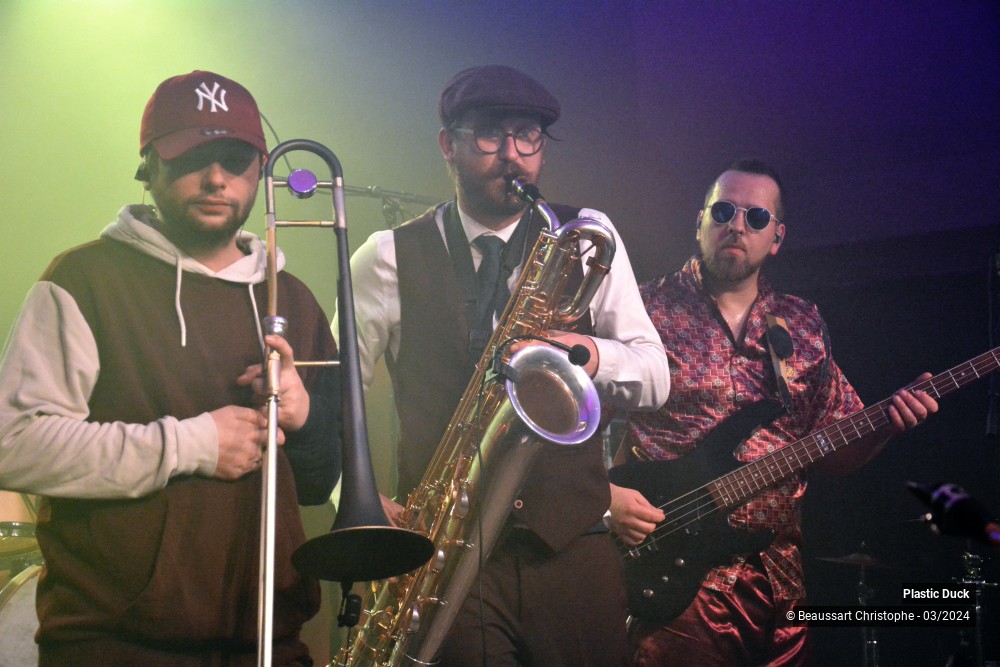 19/35 photos du spectacle Plastic Duck