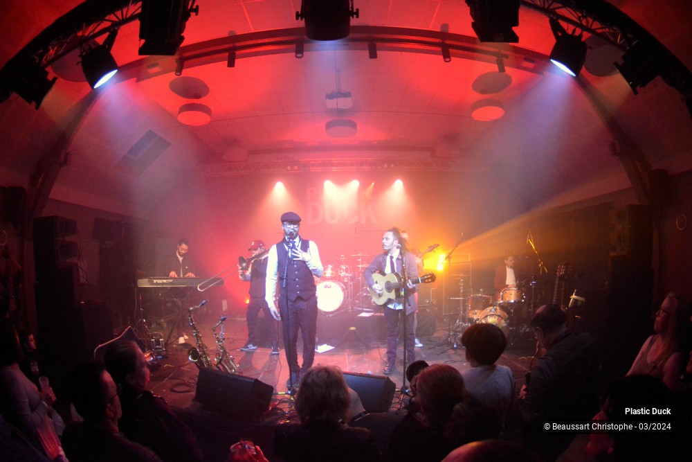 25/35 photos du spectacle Plastic Duck