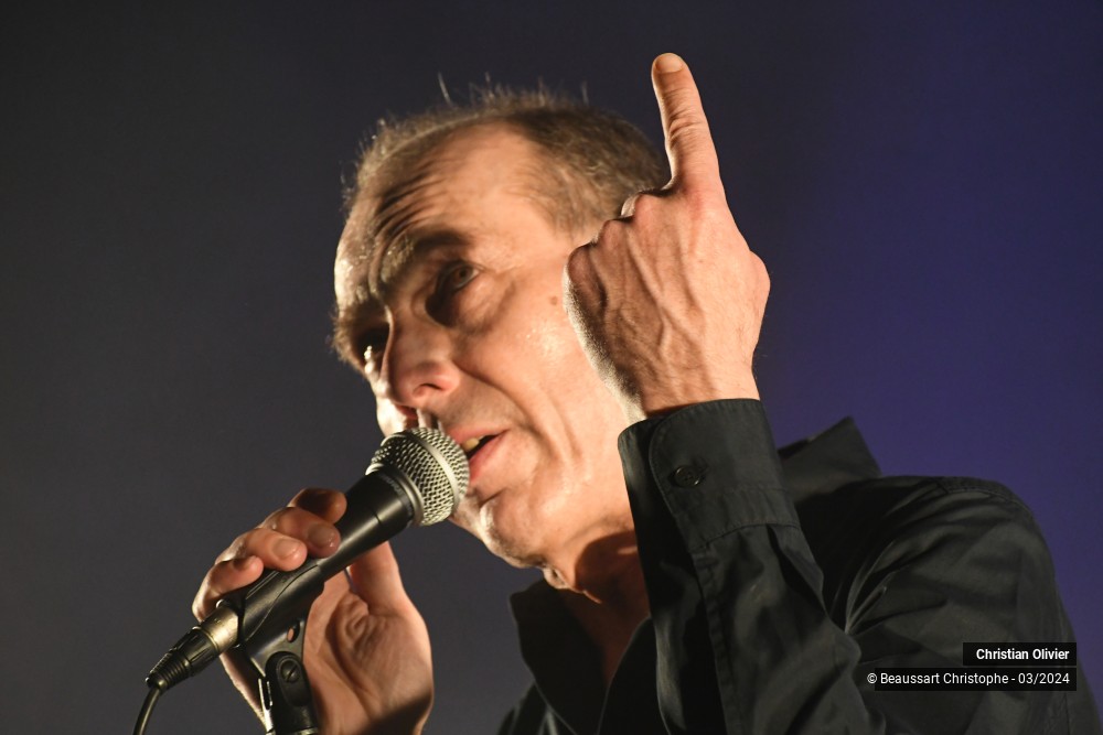 25/45 photos du spectacle Christian Olivier
