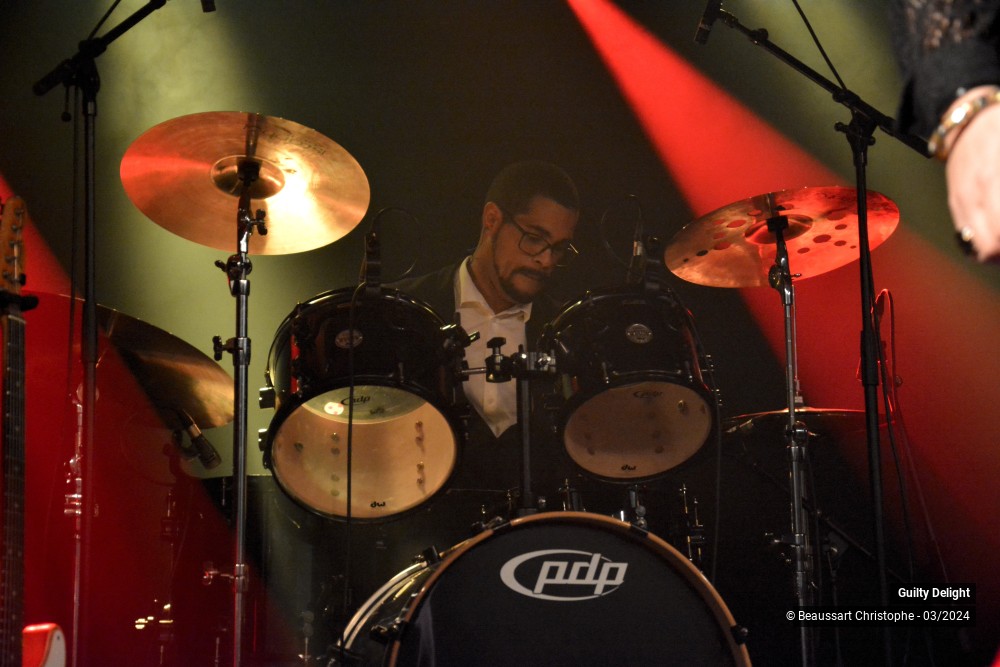 28/38 photos du spectacle Guilty Delight