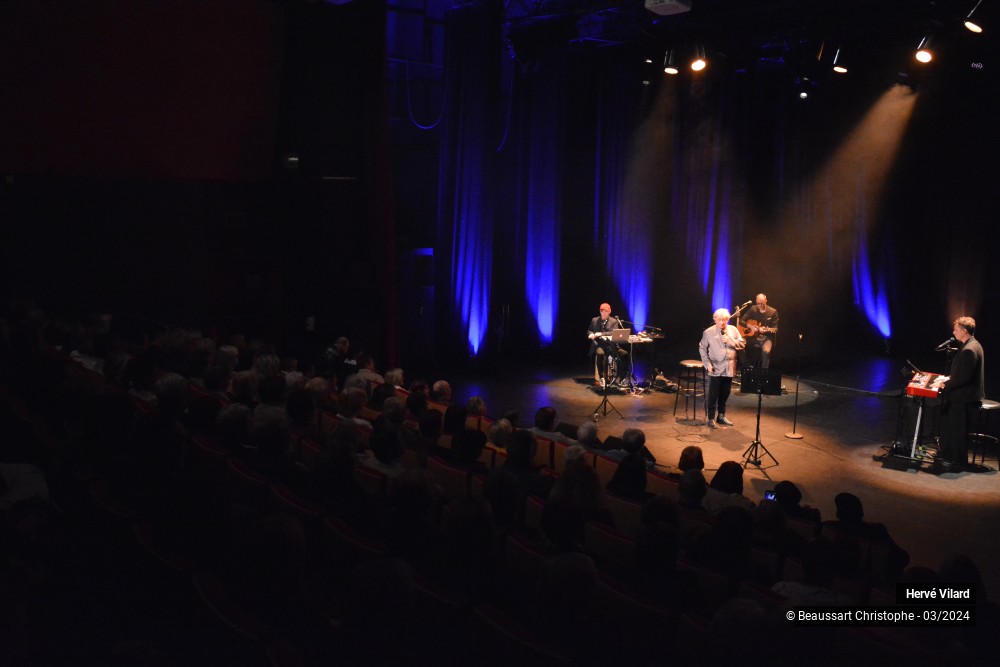 17/20 photos du spectacle Hervé Vilard