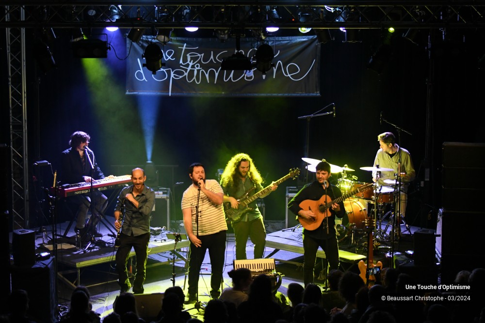 7/24 photos du spectacle Une Touche d'Optimisme