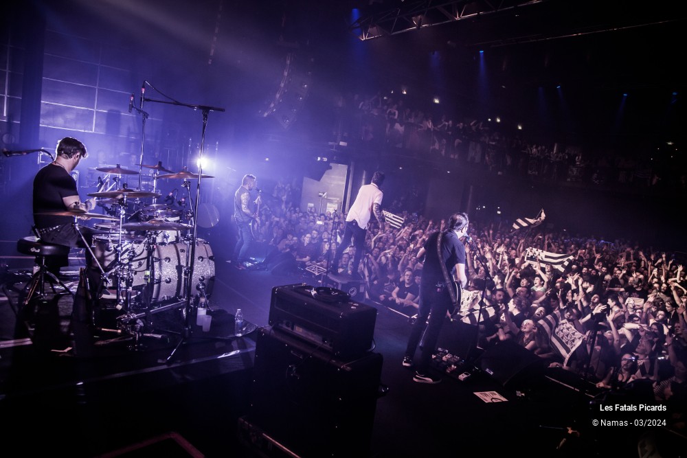 32/87 photos du spectacle Les Fatals Picards