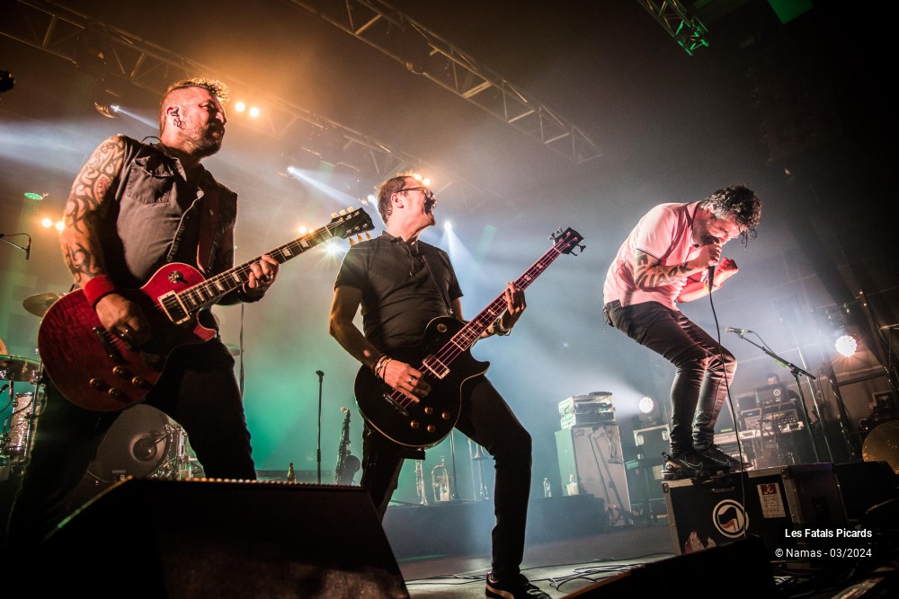 44/87 photos du spectacle Les Fatals Picards