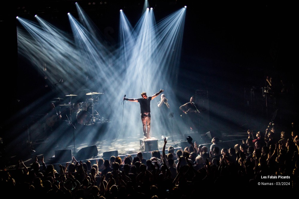 75/87 photos du spectacle Les Fatals Picards