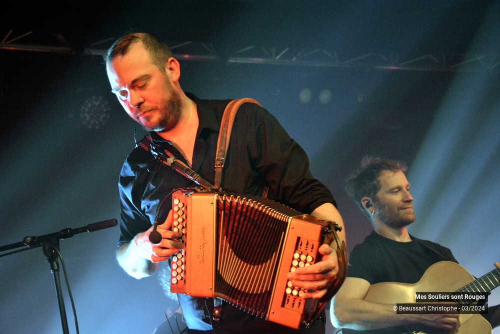 49/63 photos du spectacle Mes Souliers Sont Rouges