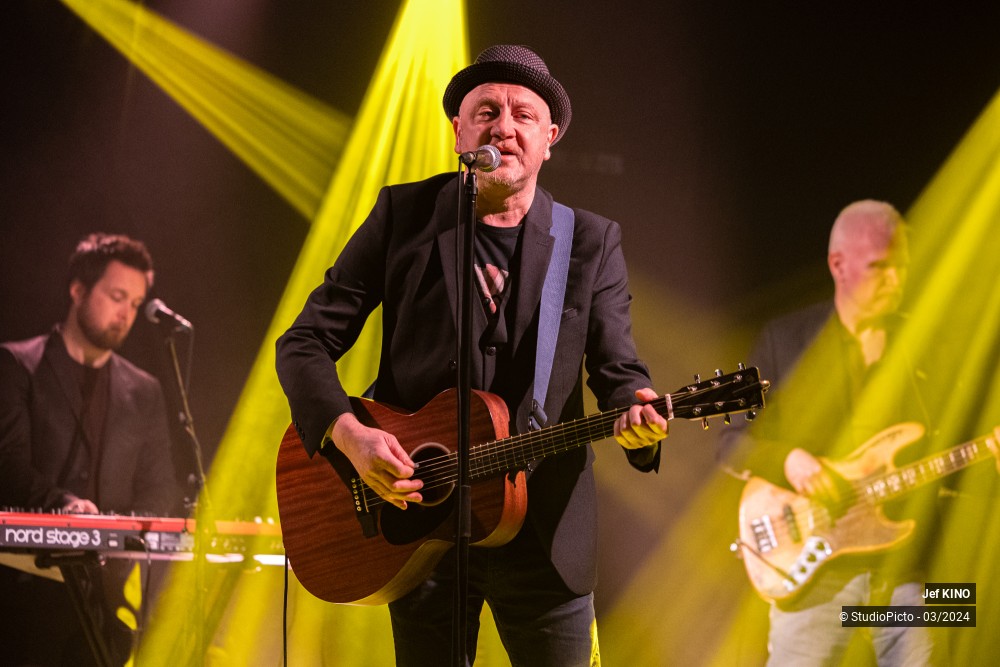 1/70 photos du spectacle Jef KINO