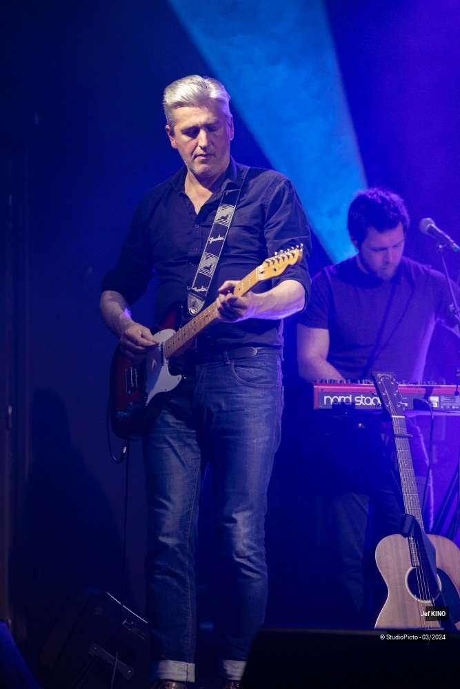 28/70 photos du spectacle Jef KINO