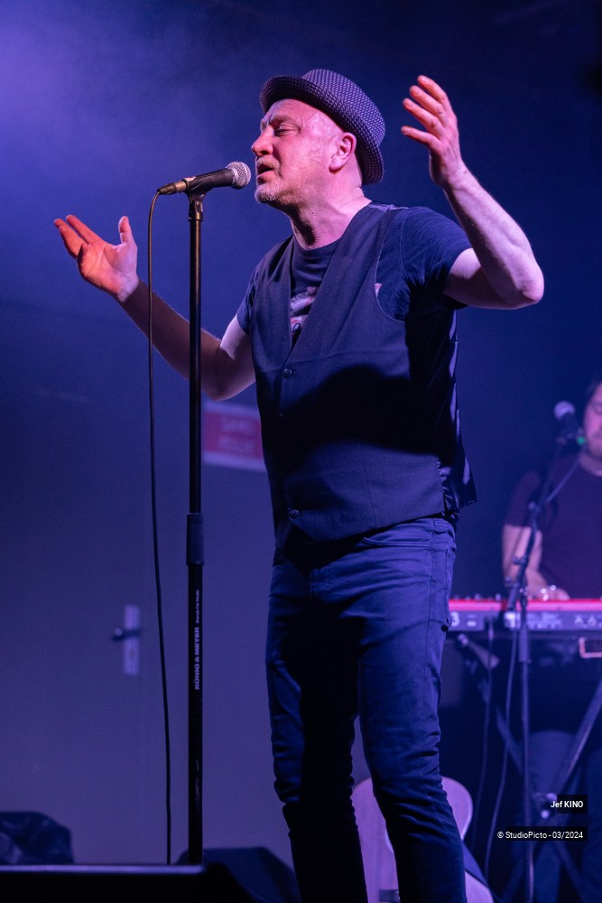 55/70 photos du spectacle Jef KINO