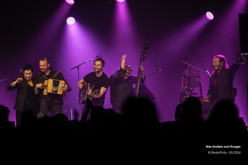5/41 photos du spectacle Mes Souliers sont Rouges