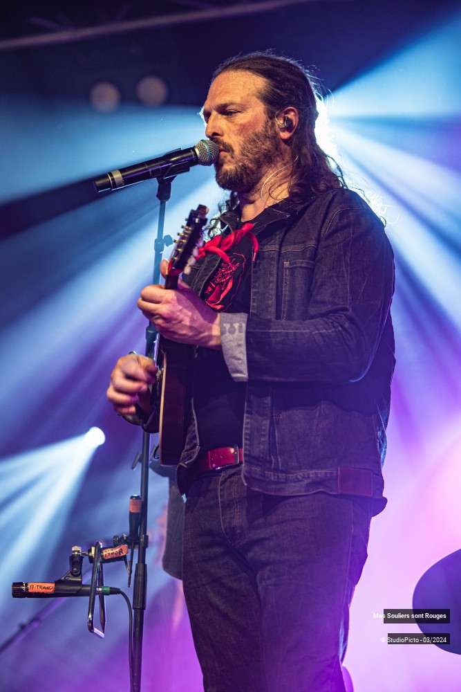 21/41 photos du spectacle Mes Souliers sont Rouges