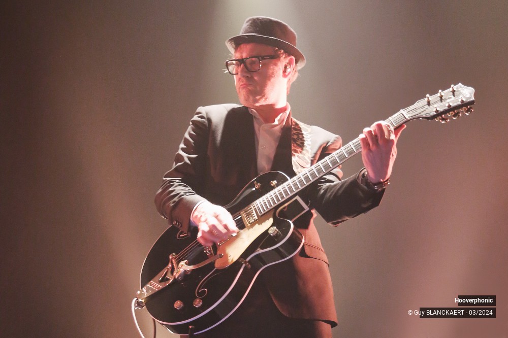 1/6 photos du spectacle Hooverphonic au splendid