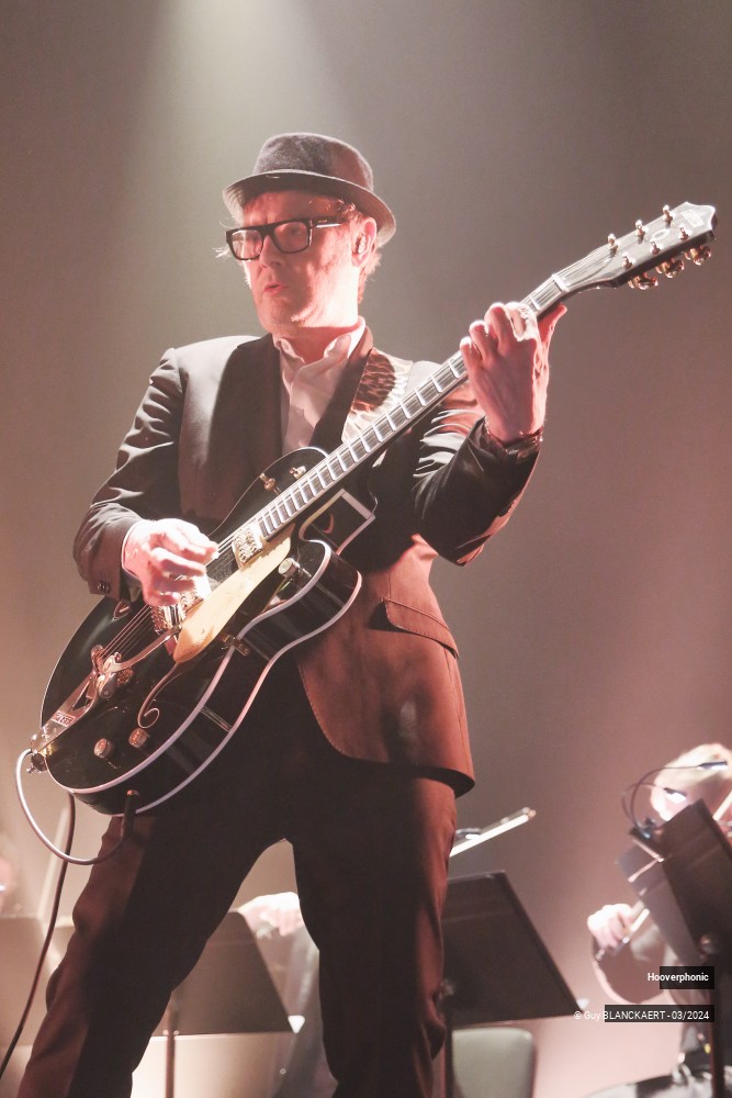 2/6 photos du spectacle Hooverphonic au splendid