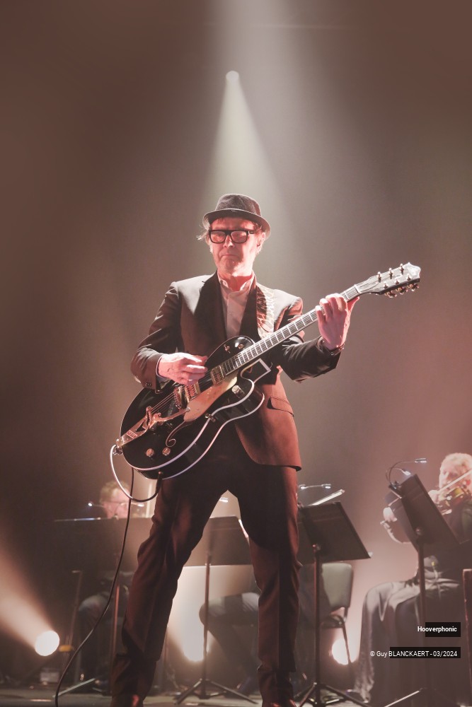 6/6 photos du spectacle Hooverphonic au splendid