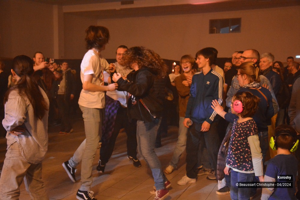 36/39 photos du spectacle Koroshy