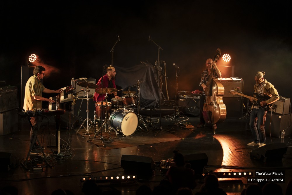 4/12 photos du spectacle The Water Pistols