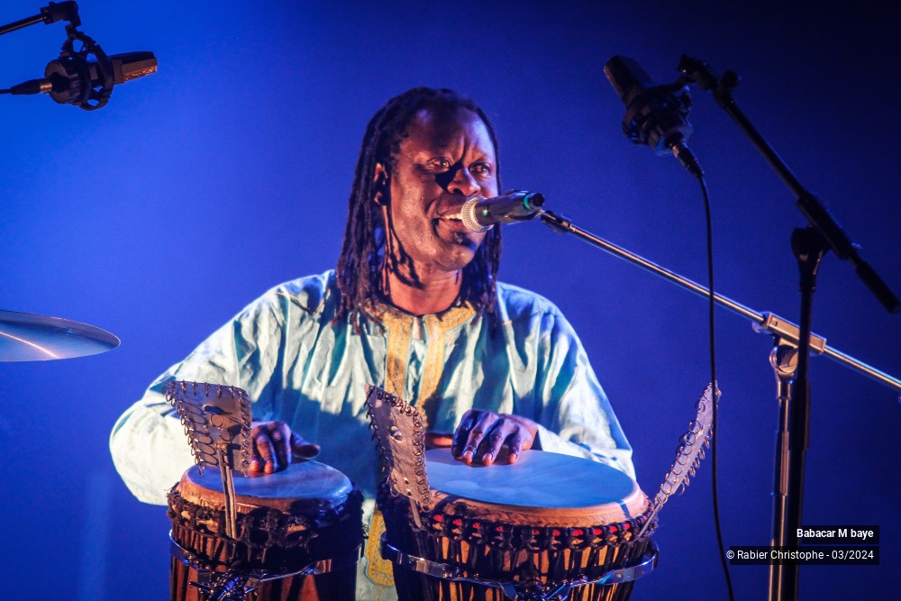 2/27 photos du spectacle Babacar Mbaye