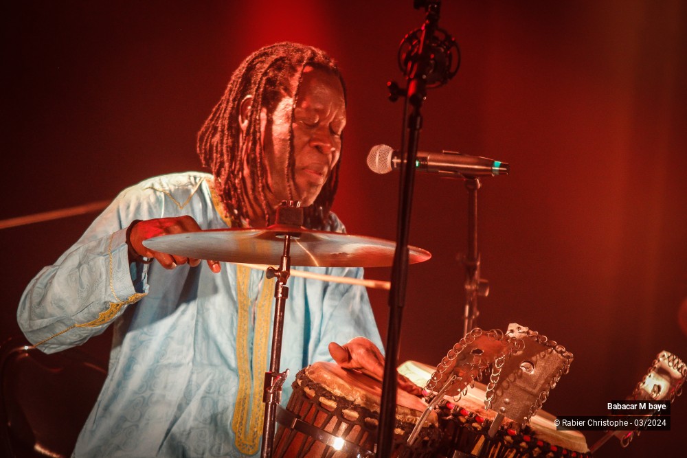 10/27 photos du spectacle Babacar Mbaye