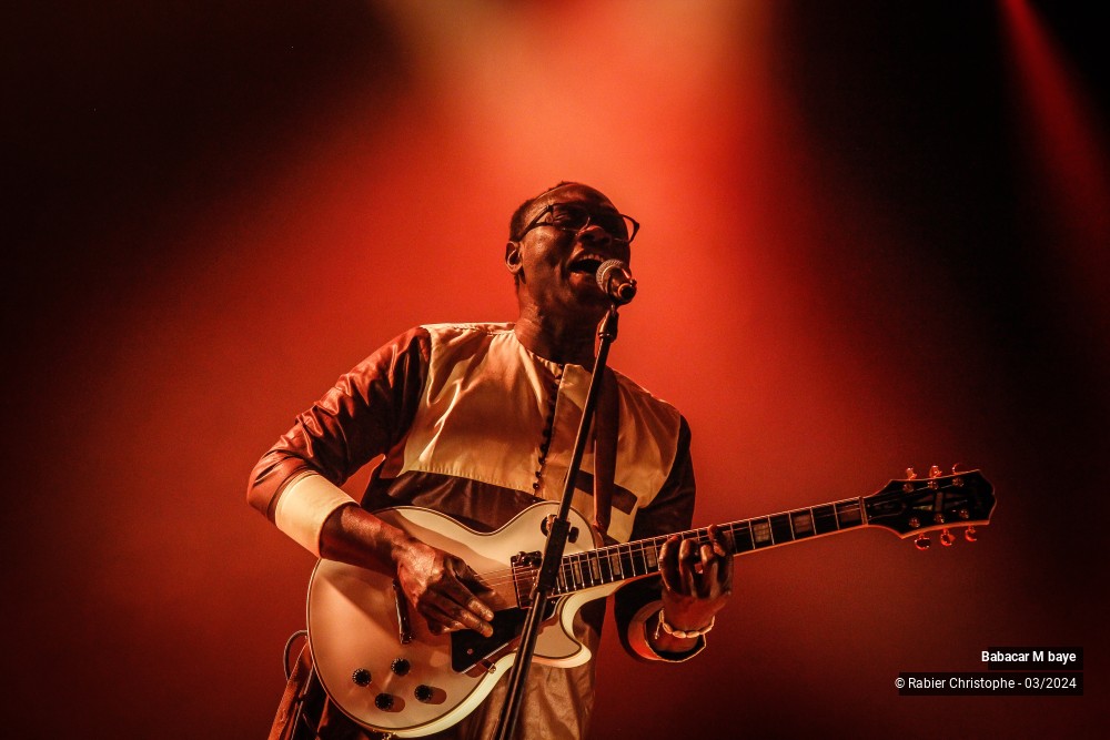 25/27 photos du spectacle Babacar Mbaye