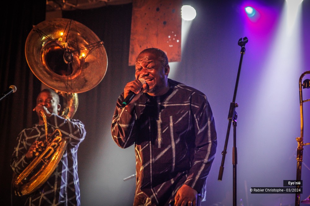 13/24 photos du spectacle Eyo’nlé