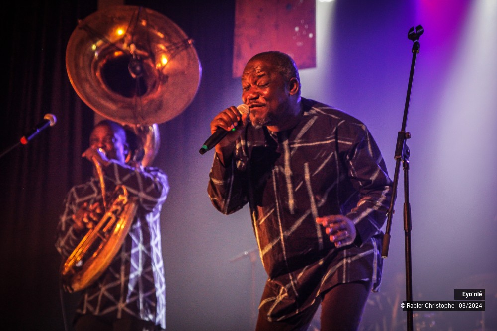 14/24 photos du spectacle Eyo’nlé