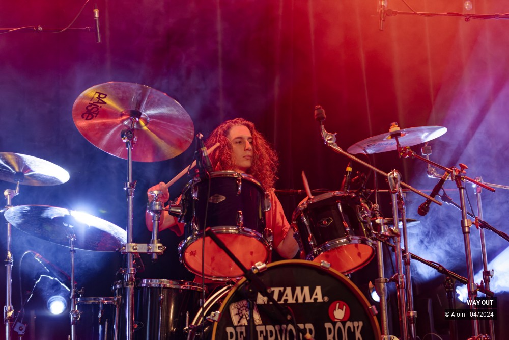 8/20 photos du spectacle AWAY OUT