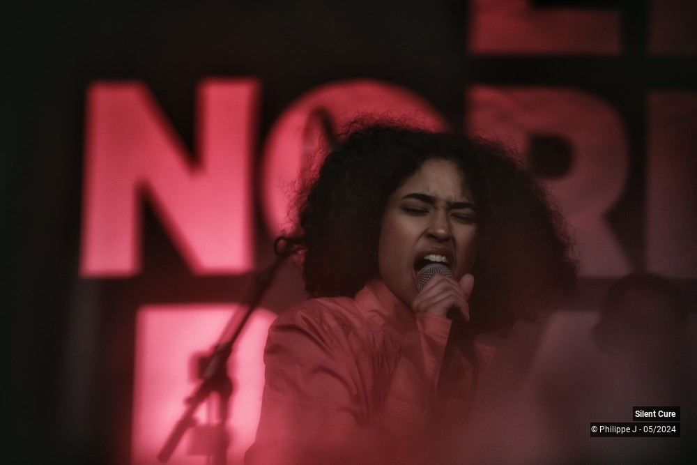 5/20 photos du spectacle Silent Cure