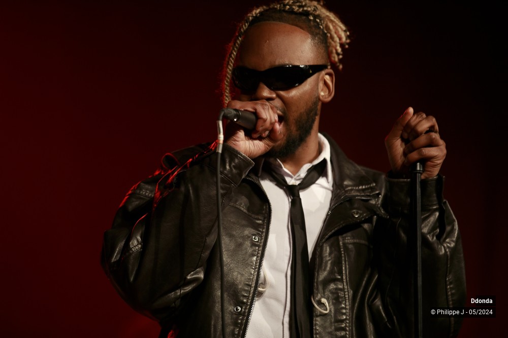 3/14 photos du spectacle Ddonda