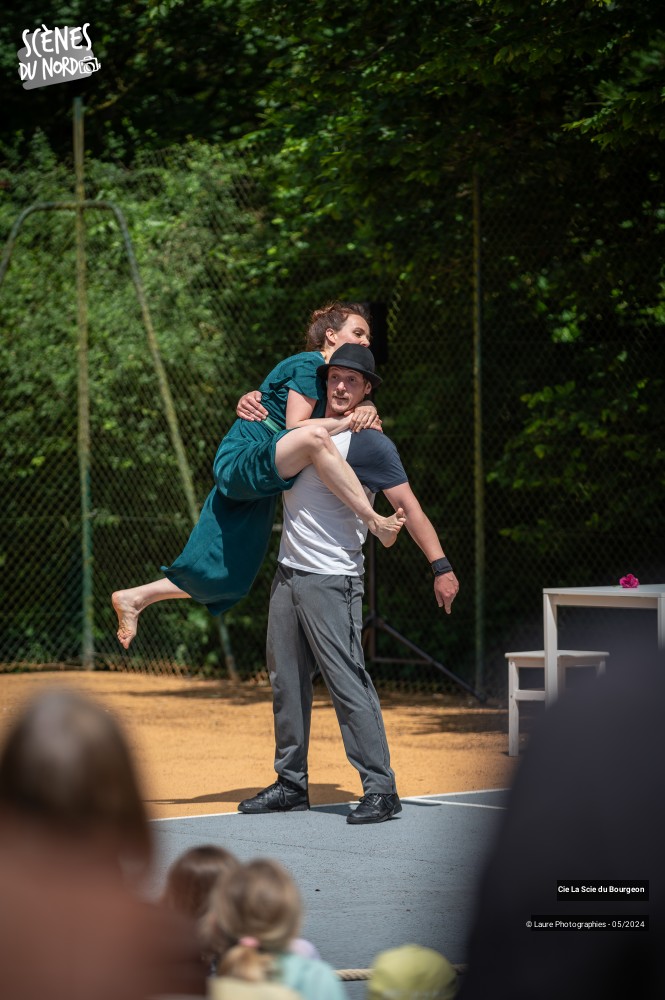 8/18 photos du spectacle Encore Heureux!