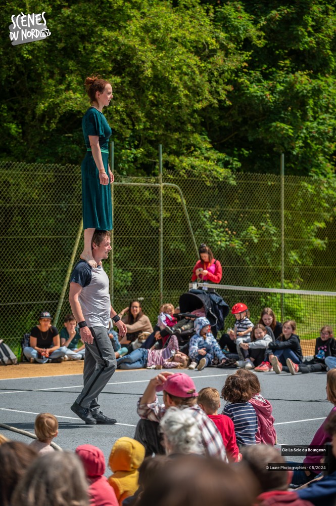 18/18 photos du spectacle Encore Heureux!