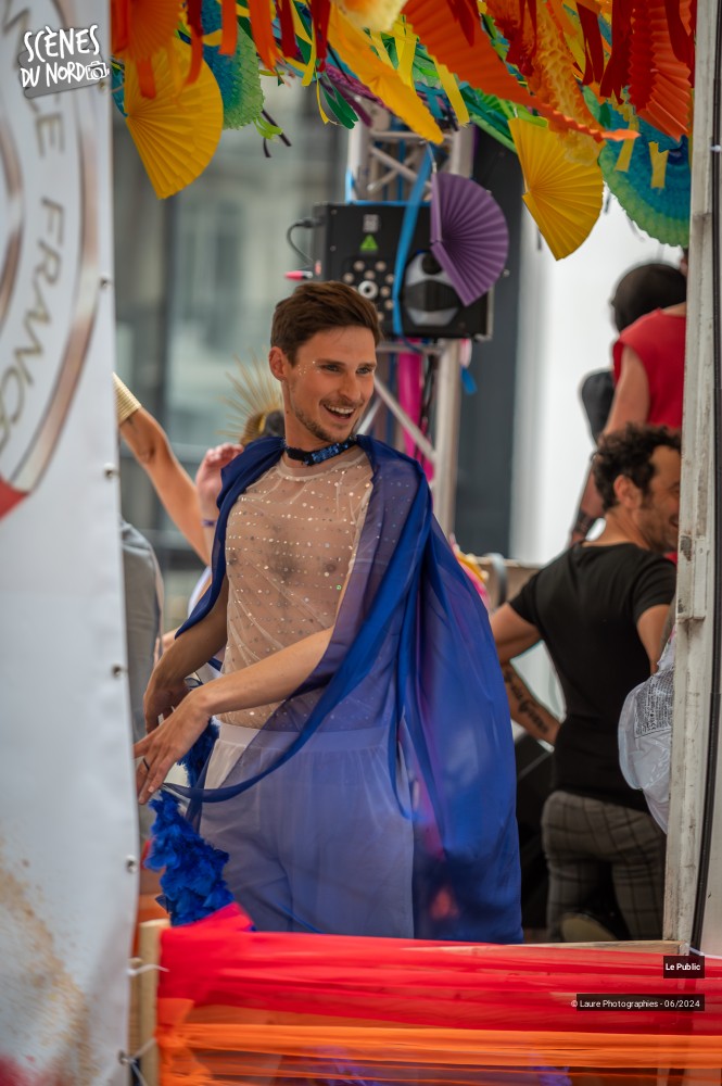 16/23 photos du spectacle 27ème Pride