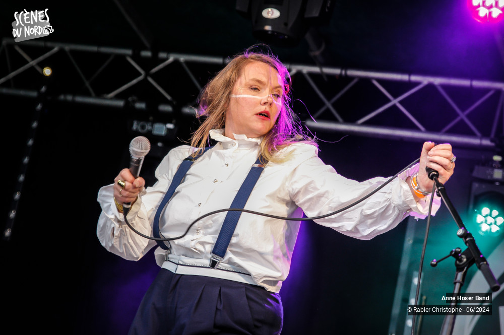 8/20 photos du spectacle Anne Hoser