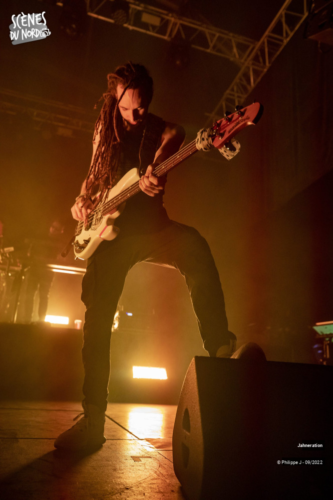 18/20 photos du spectacle Jahneration
