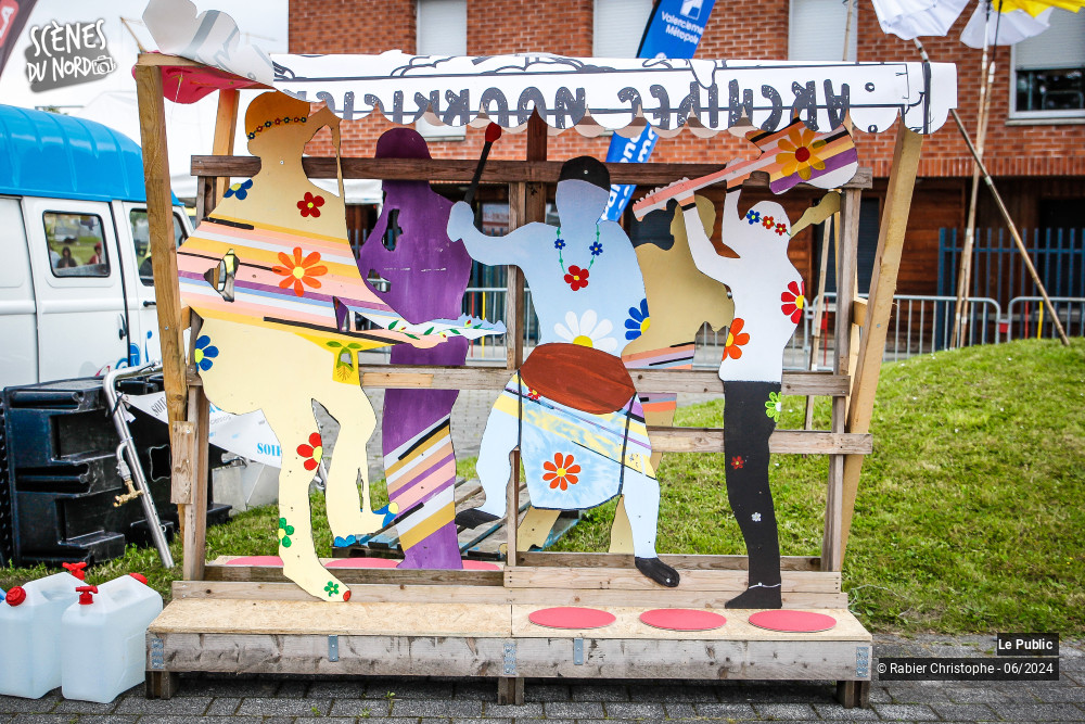 18/31 photos du spectacle Ambiance 2 au festival les agités du mélange 2024