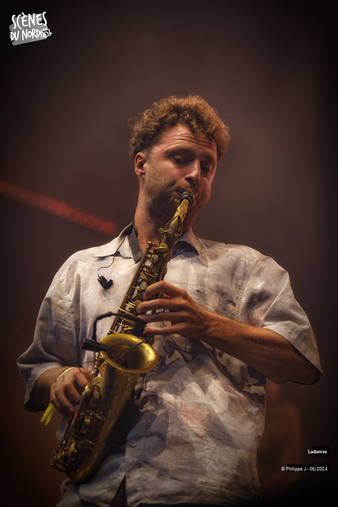 16/20 photos du spectacle Ladaniva