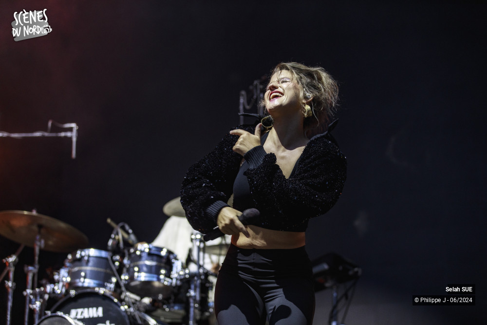 15/20 photos du spectacle Selah Sue