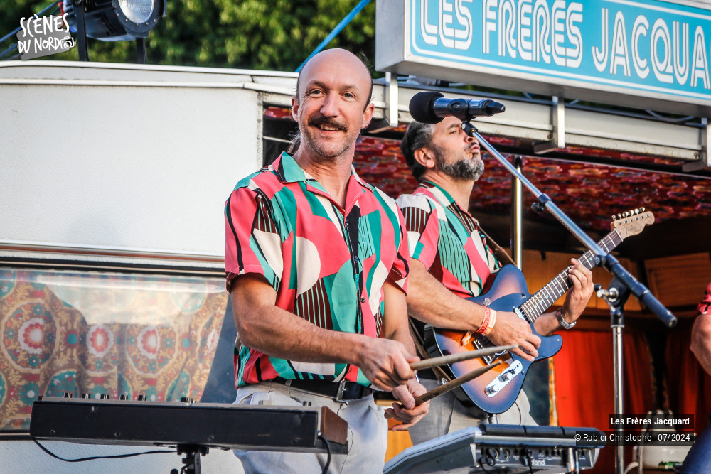 11/20 photos du spectacle Les freres Jacquard