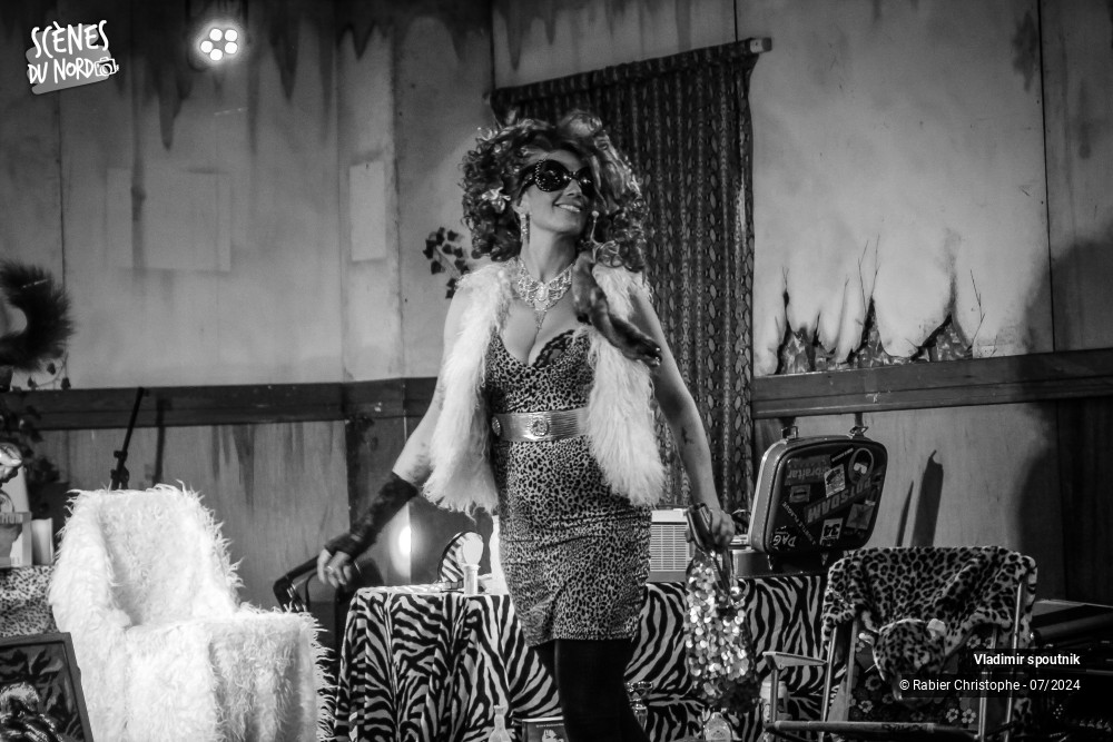 2/9 photos du spectacle Bingokaraokeke