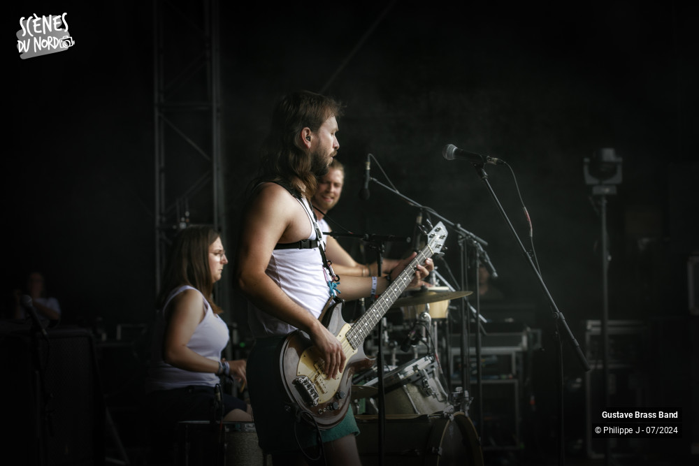 6/17 photos du spectacle Gustave Brass Band