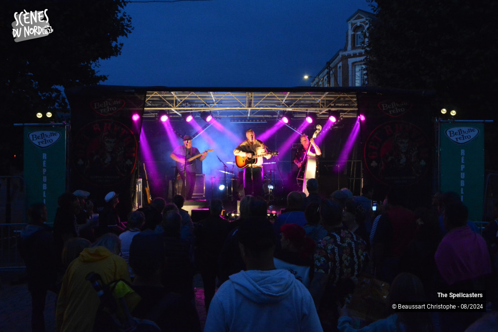 19/20 photos du spectacle The Spellcasters