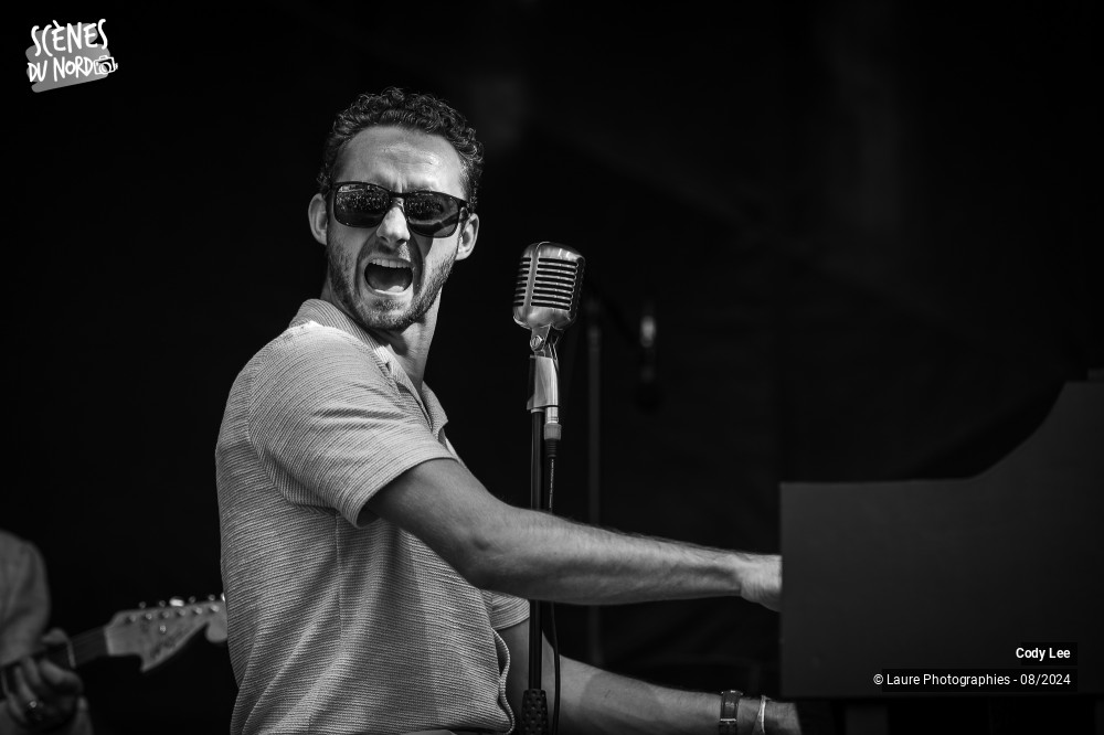 1/13 photos du spectacle Cody Lee